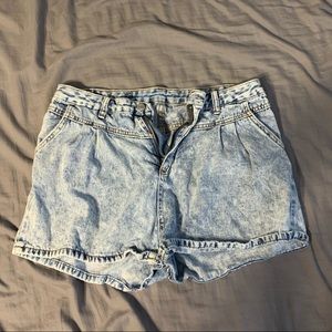 SHEIN light washed high-waisted denim shorts sz 12